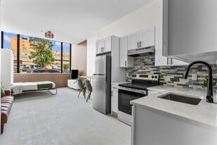 Jefferson Square Apartments in Waterbury, CT - Building Photo