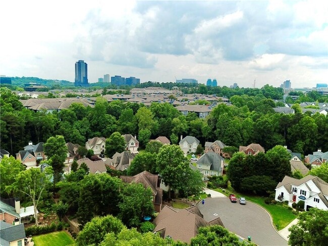 4534 Village Springs Run in Dunwoody, GA - Building Photo - Building Photo