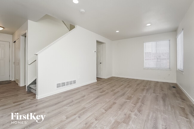 13177 Bryant Cir in Broomfield, CO - Foto de edificio - Building Photo