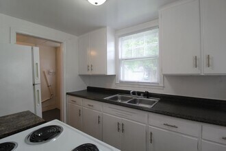 310 E 26th Ave in North Kansas City, MO - Building Photo - Building Photo