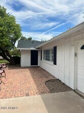 4861 E Calle Redonda in Phoenix, AZ - Building Photo - Building Photo