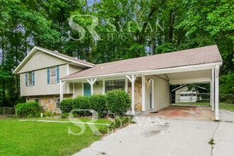 10076 Silent Trail in Jonesboro, GA - Building Photo - Building Photo