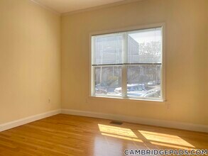 15 Langdon St in Cambridge, MA - Foto de edificio - Building Photo
