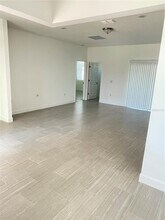 917 Gateshead Ct in Poinciana, FL - Building Photo - Building Photo