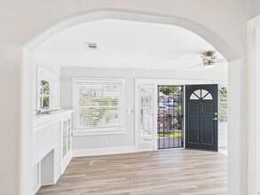 3940 Bancroft St in San Diego, CA - Foto de edificio - Building Photo