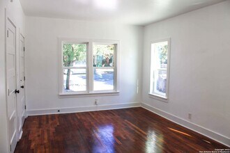 410 Fulton Ave in San Antonio, TX - Building Photo - Building Photo