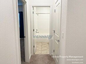 9184 Osterville Dr in Roseville, CA - Building Photo - Building Photo