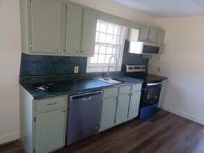 611 Poplar St in Rocky Mount, NC - Building Photo - Building Photo