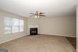 2059 Oak Terrace Dr SE in Atlanta, GA - Building Photo - Building Photo