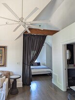 830 Myrtle St NE, Unit B in Atlanta, GA - Building Photo