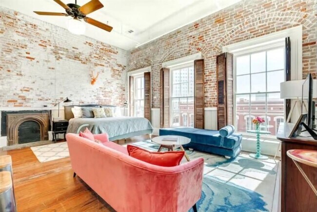 property at 2010 The Strand