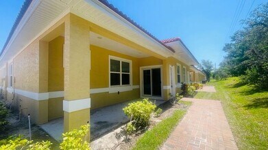 1589 Cumin Dr in Poinciana, FL - Building Photo - Building Photo