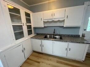 250 Linden St in Pittsfield, MA - Foto de edificio - Building Photo