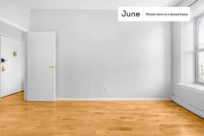 Room in Shared 2 bed/1 bath home, Unit A in New York, NY - Building Photo - Building Photo