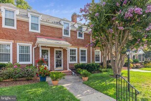 3506 S Wakefield St in Arlington, VA - Building Photo