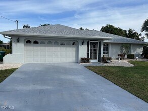 3621 SE 5th Ct in Cape Coral, FL - Building Photo - Building Photo