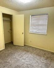 5316 S Briarwood Dr in Oklahoma City, OK - Building Photo - Building Photo