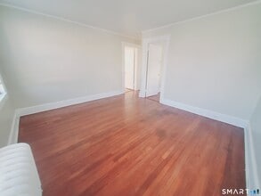 156 River Rd Ext in Greenwich, CT - Building Photo - Building Photo