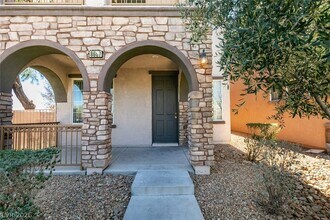 8607 Rowland Bluff Ave in Las Vegas, NV - Building Photo - Building Photo