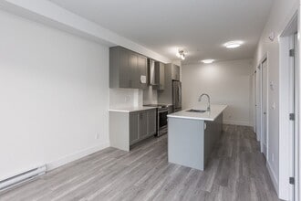 13978 Fraser Hwy in Surrey, BC - Building Photo - Building Photo