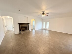 3906 Anvil Range Rd in Killeen, TX - Foto de edificio - Building Photo