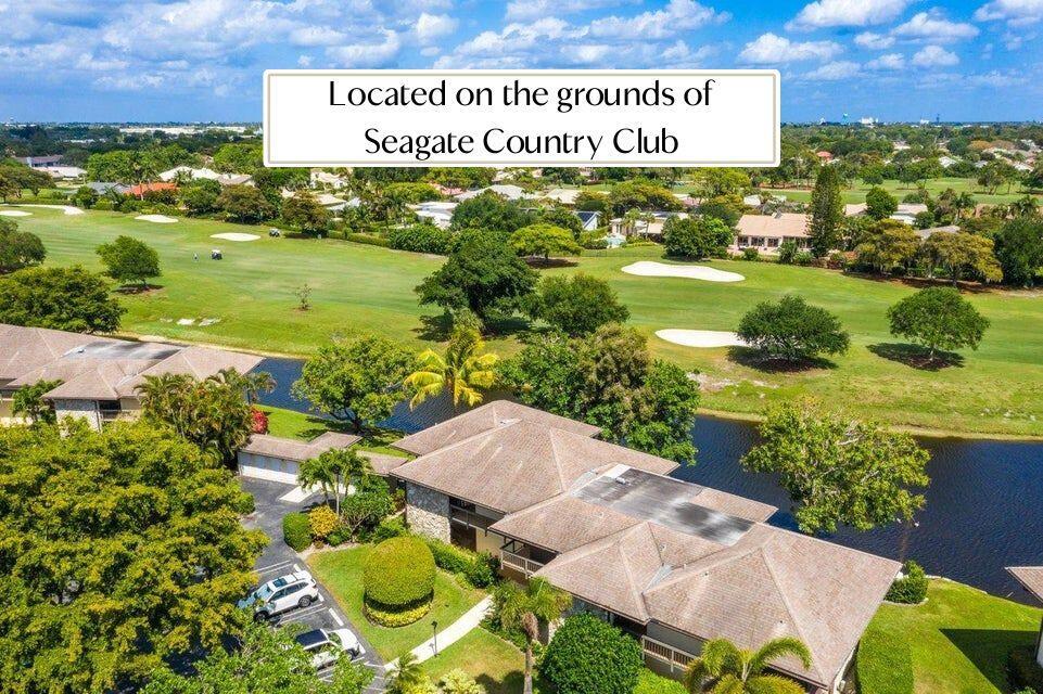 501 Greensward Ln in Delray Beach, FL - Building Photo