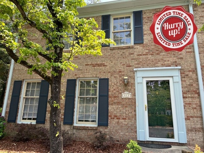 property at 813 Seabury Ct