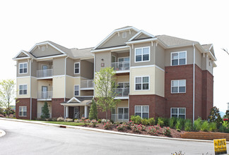 Glenwood Hills in Morganton, NC - Building Photo - Building Photo