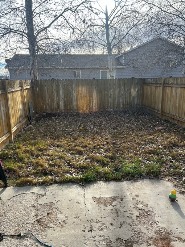 507 W Shore Dr in Belgrade, MT - Foto de edificio - Building Photo