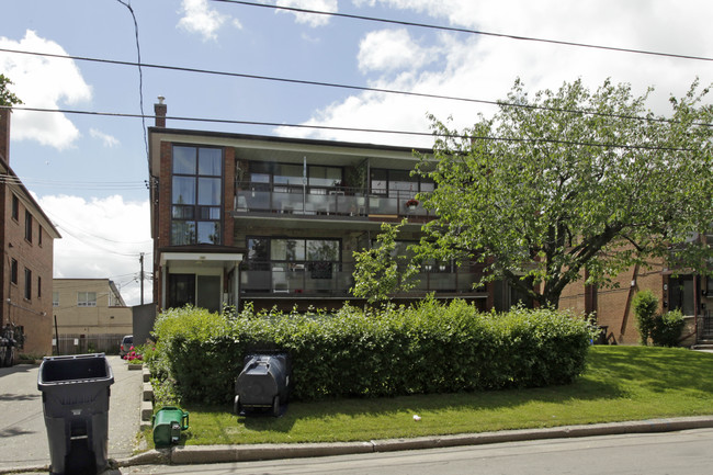 160-162 Elder St in Toronto, ON - Building Photo - Primary Photo