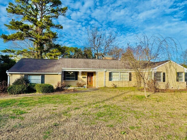 property at 2767 Biltmore Ave