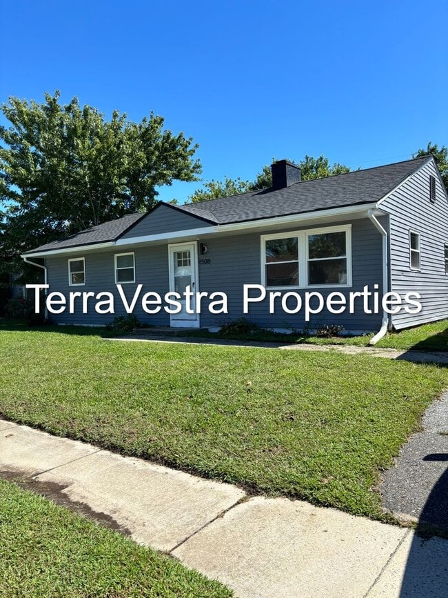 property at 1508 3rd Ave