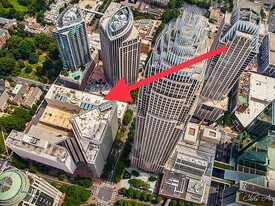 127 N Tryon St, Unit 408 in Charlotte, NC - Building Photo