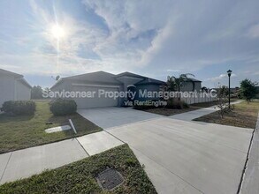 11524 Sage Canyon Dr. in Riverview, FL - Building Photo - Building Photo