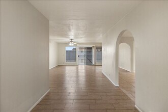 7120 W Sunnyslope Ln in Peoria, AZ - Building Photo - Building Photo