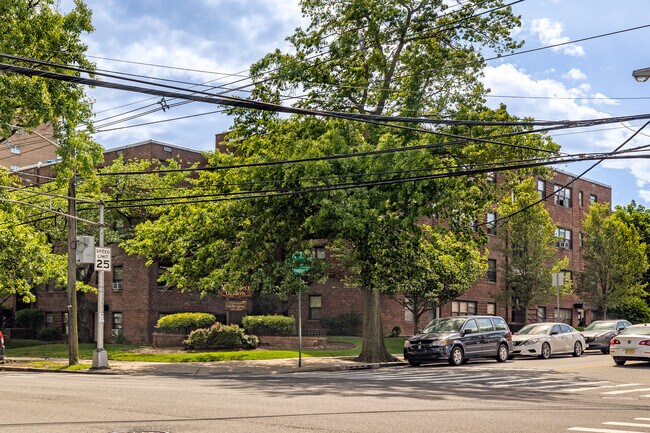 Mount Prospect Gardens