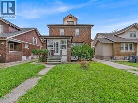 427 INDIAN in Windsor, ON - Building Photo