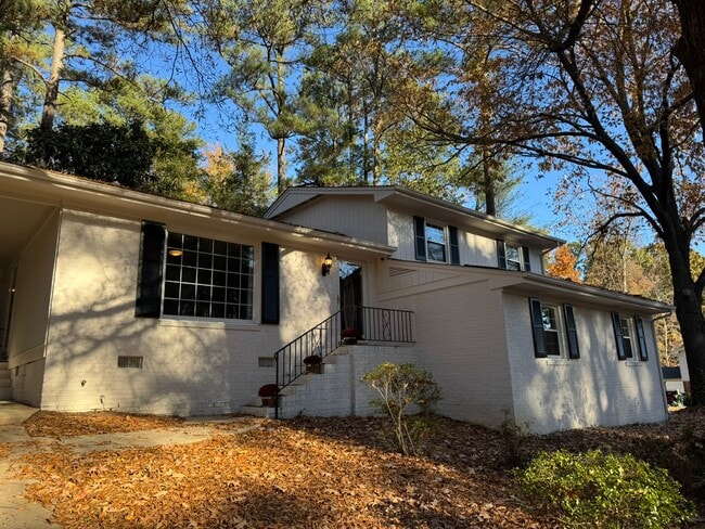 property at 1110 Sturdivant Dr