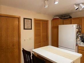508 Mission Hills Dr in Chanhassen, MN - Building Photo - Building Photo