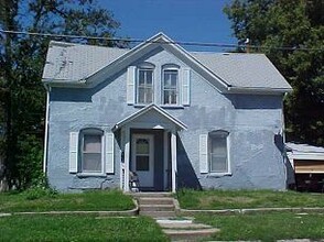 1302 1st Ave N in Fort Dodge, IA - Foto de edificio - Building Photo