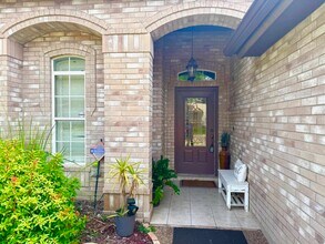1109 Sapphire St in Laredo, TX - Building Photo - Building Photo