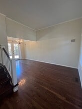 8741 Holly Leaf Dr in Windsor, CA - Building Photo - Building Photo