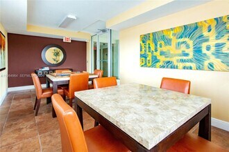 1551 NW 36th St in Miami, FL - Building Photo - Building Photo