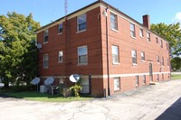 315 Shields Rd in Youngstown, OH - Foto de edificio - Building Photo