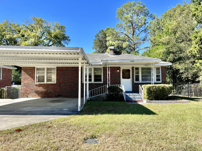 1716 Covair St in Columbia, SC - Building Photo