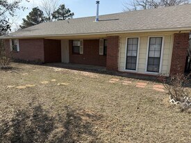 371 Rs County Rd 2140 in Emory, TX - Building Photo