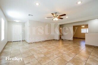 3034 W Lucia Dr in Phoenix, AZ - Building Photo - Building Photo