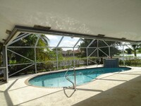 2048 Amesbury Cir in Wellington, FL - Building Photo - Building Photo