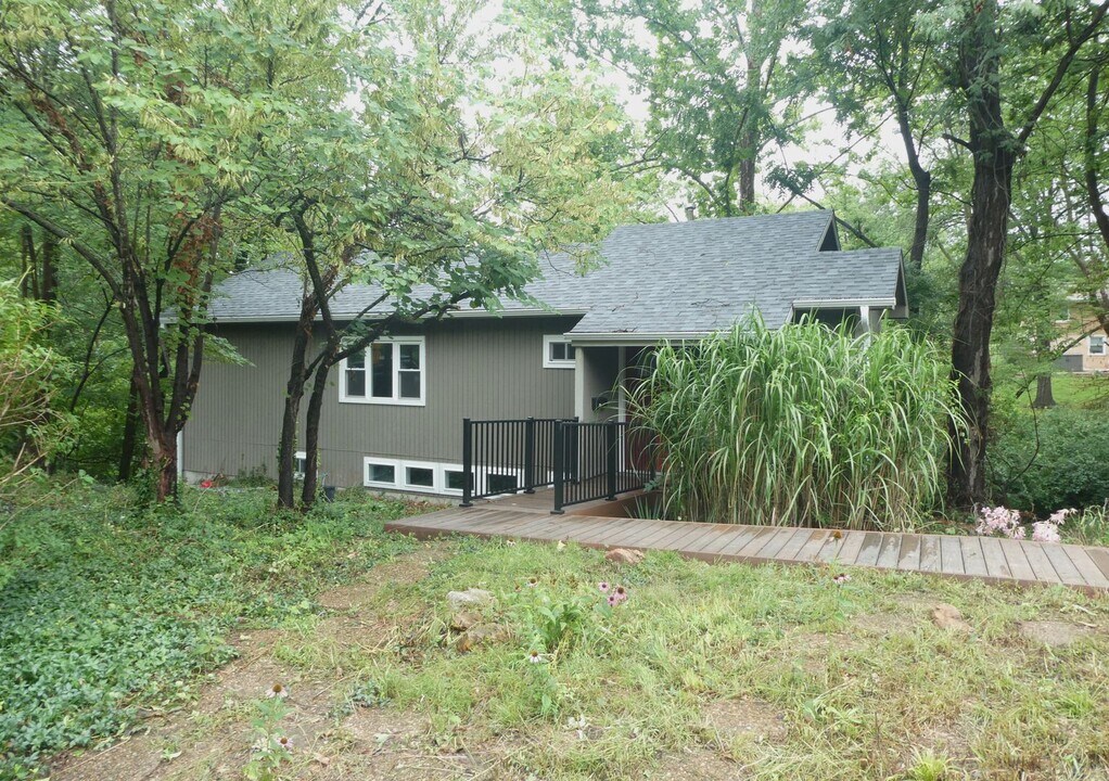 1115 Ridge Rd in Columbia, MO - Building Photo