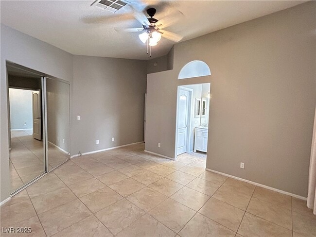 property at 7621 Prairie Corners Dr